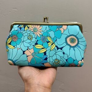 Floral Print Handmade Cowhide Kisslock Clutch/Wristlet/Phone Pouch/Crossbody